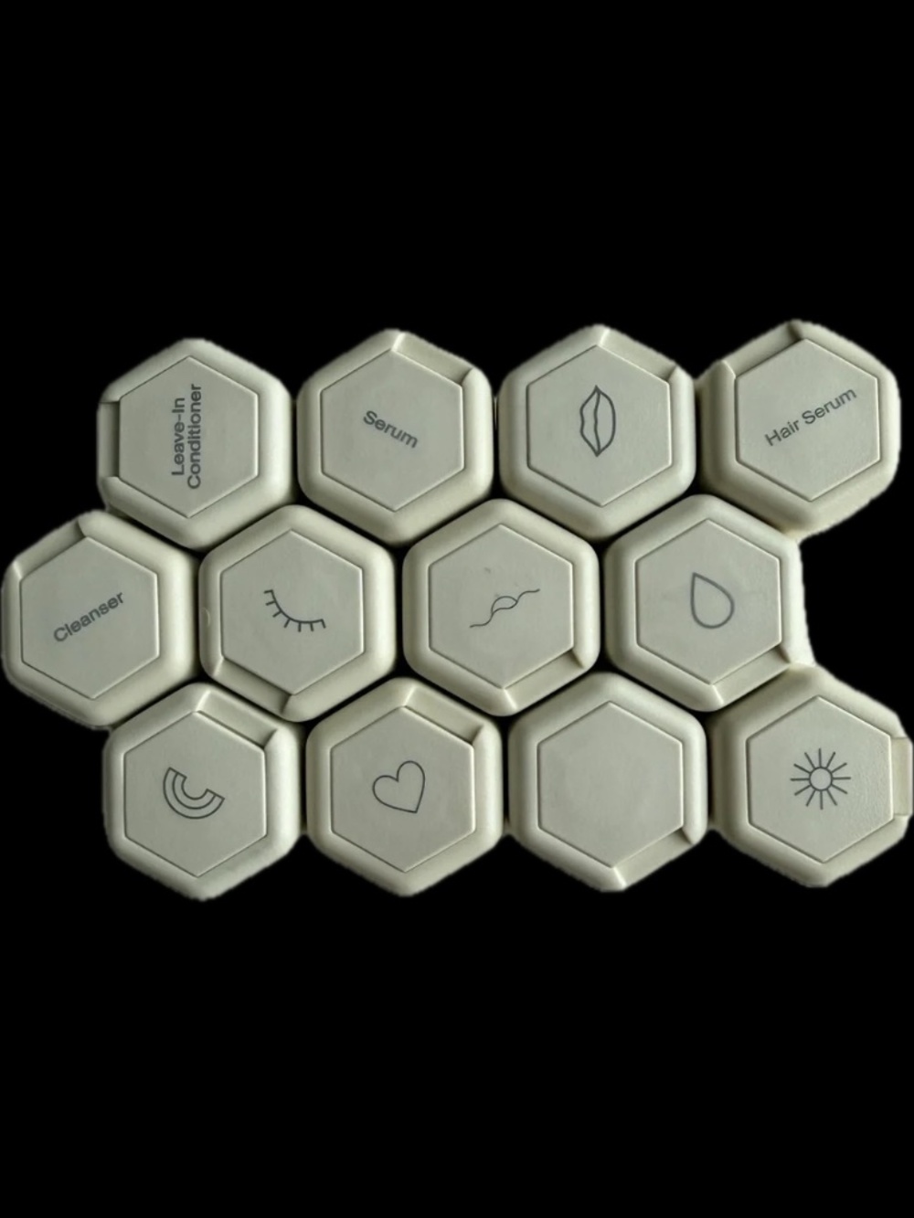 Cadence magnetic Hexagonal Travel Set of 12 - Light Beige / sand